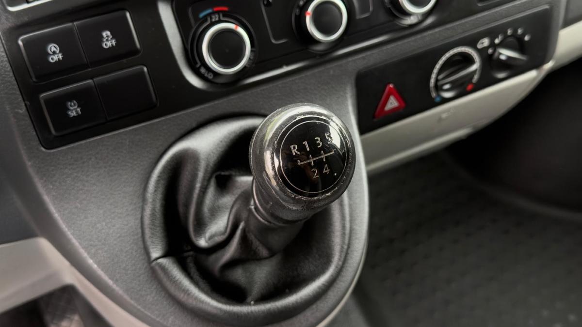 volkswagen-transporter-2014-diesel-1968cc