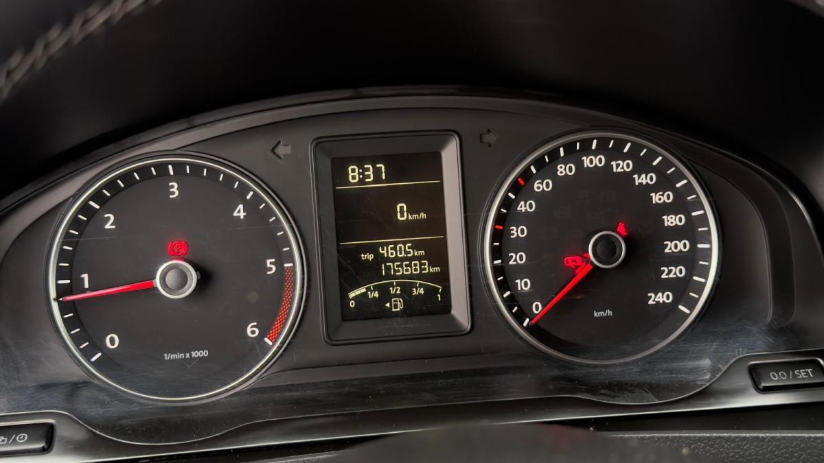 volkswagen-transporter-2014-diesel-1968cc