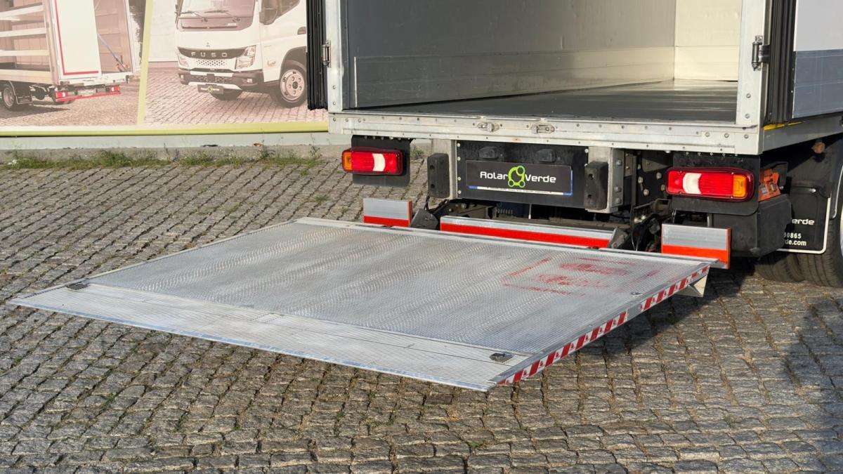 iveco-daily-2022-diesel-2998cc