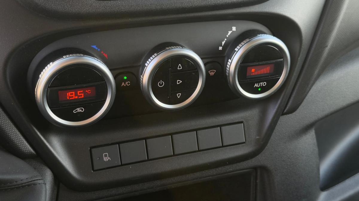 iveco-daily-2022-diesel-2998cc