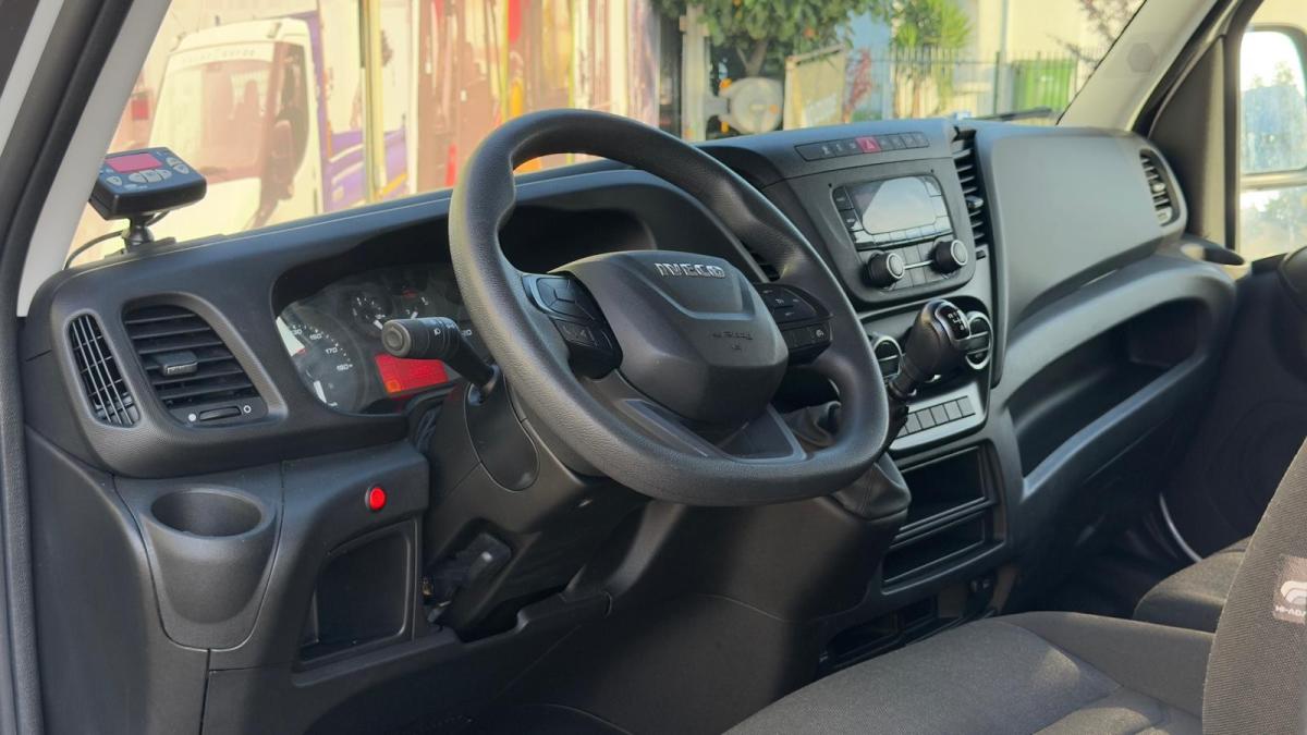 iveco-daily-2022-diesel-2998cc