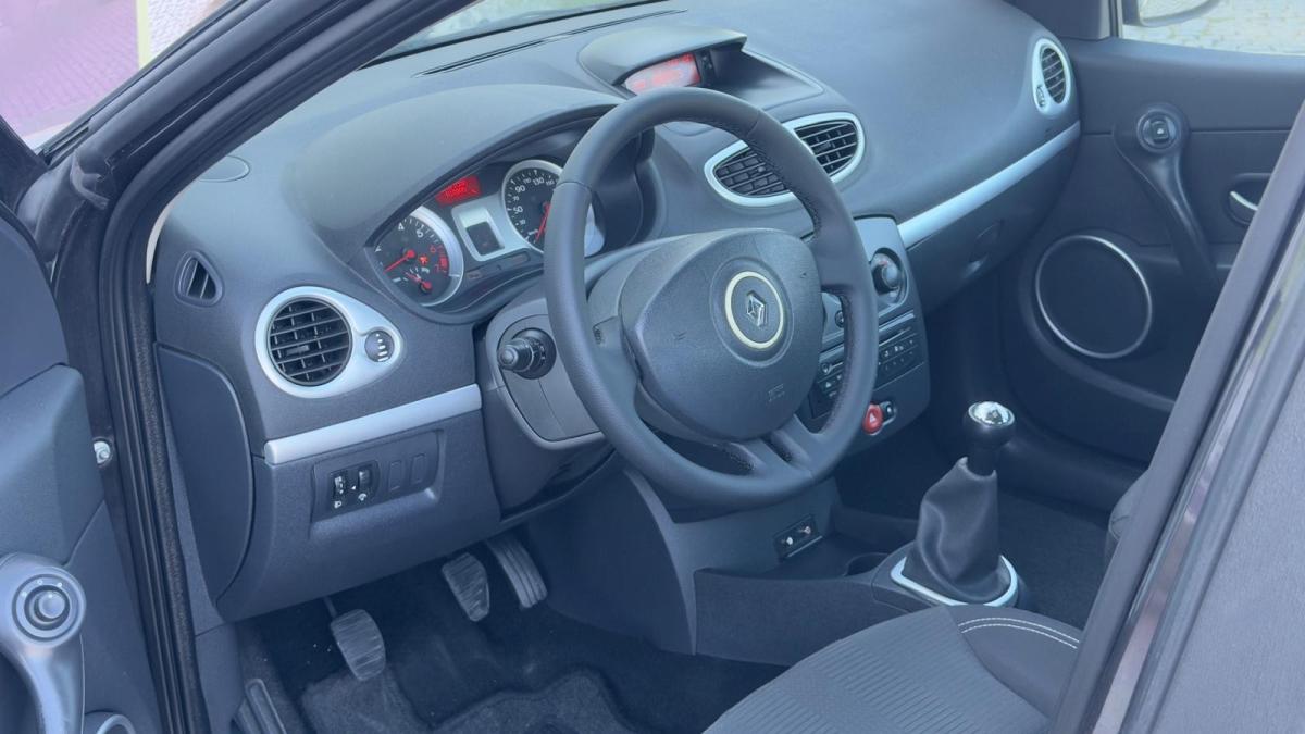renault-clio-2009-gasolina-1149cc