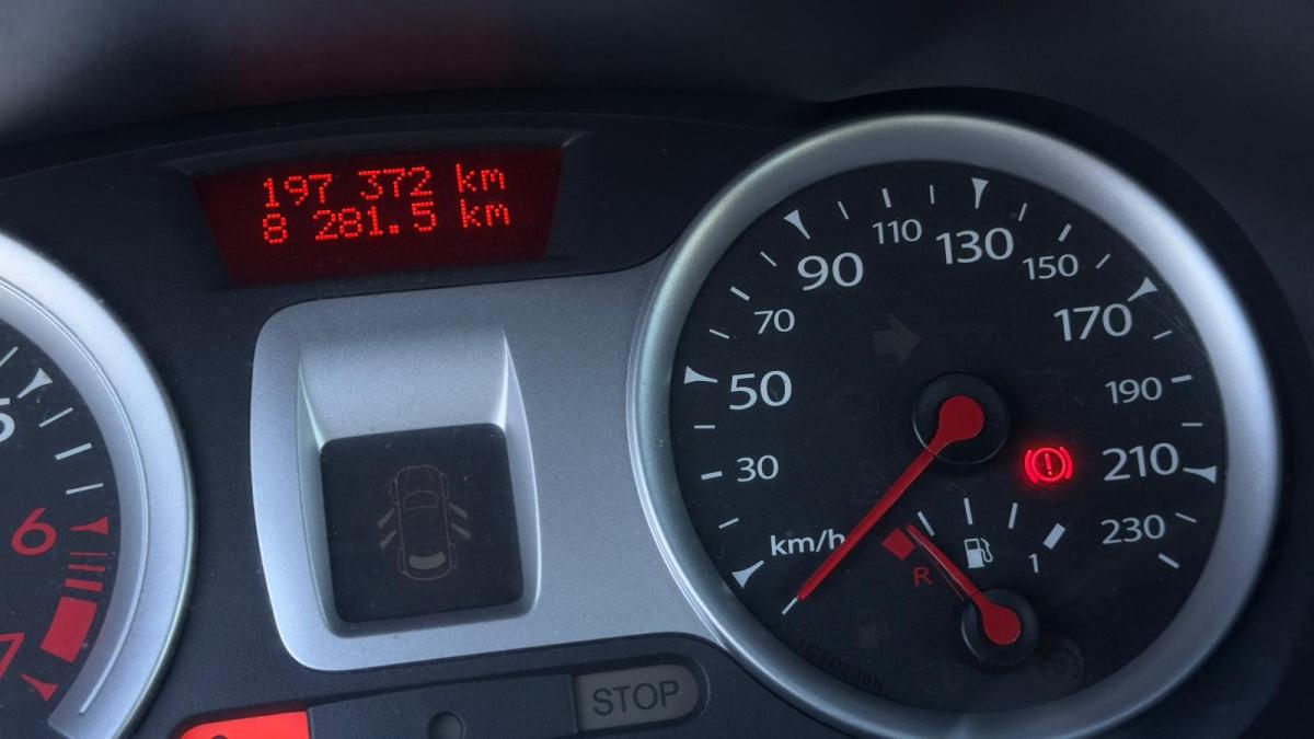 renault-clio-2009-gasolina-1149cc
