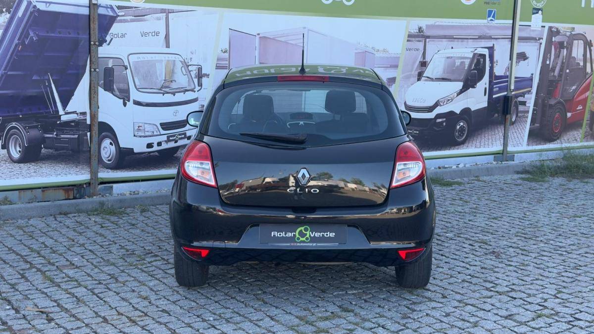 renault-clio-2009-gasolina-1149cc