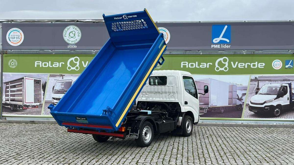 toyota-dyna-2013-diesel-2982cc