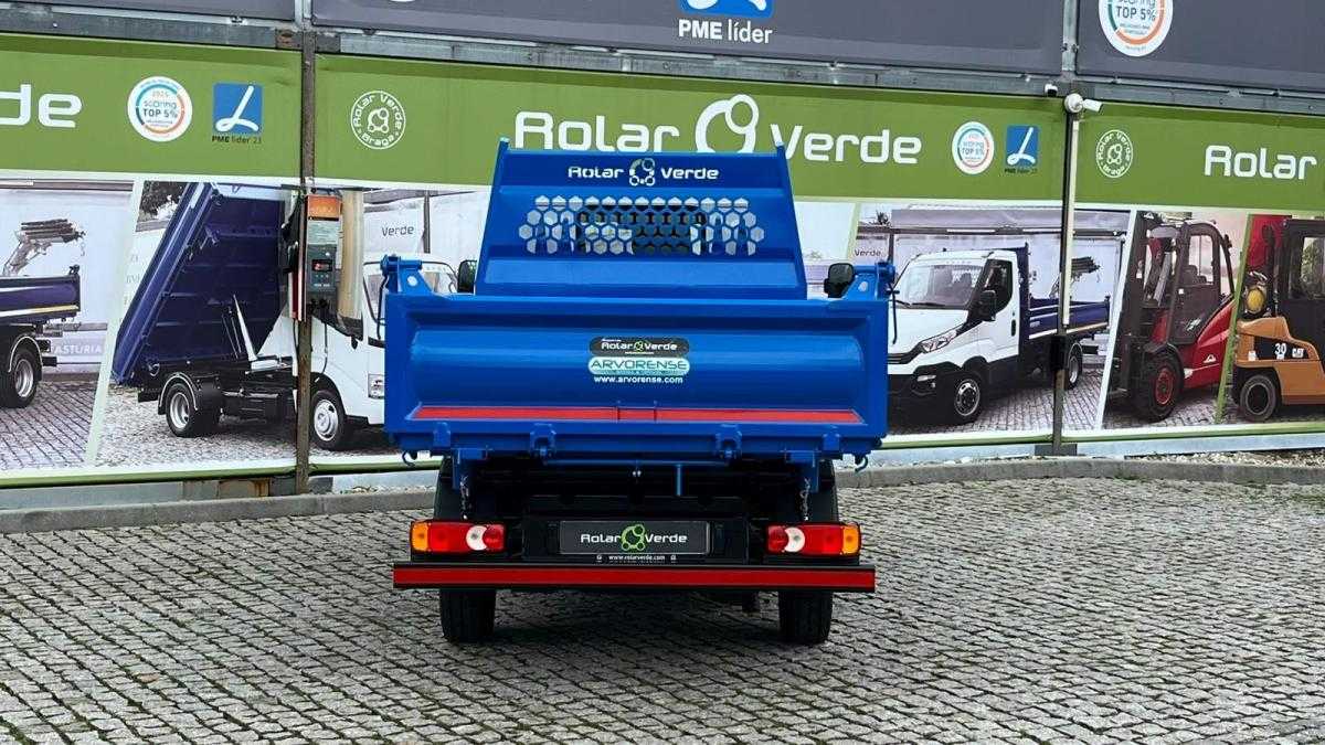 toyota-dyna-2013-diesel-2982cc