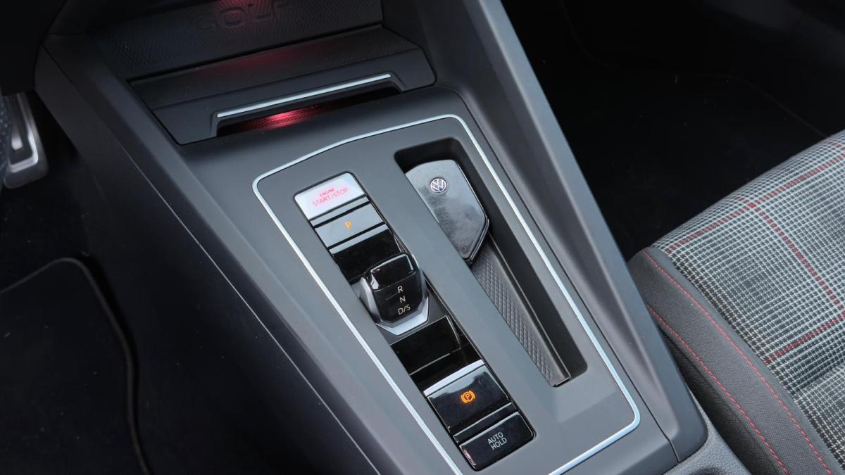 volkswagen-golf-2021-gasolina-1984cc