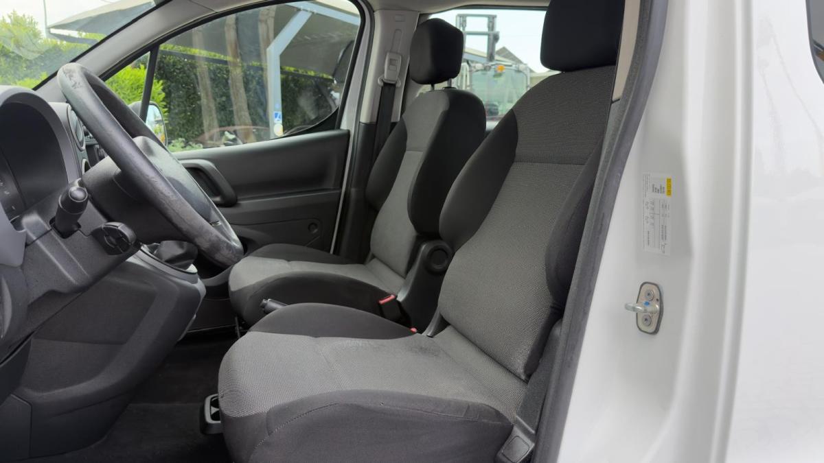 peugeot-partner-2018-diesel-1560cc