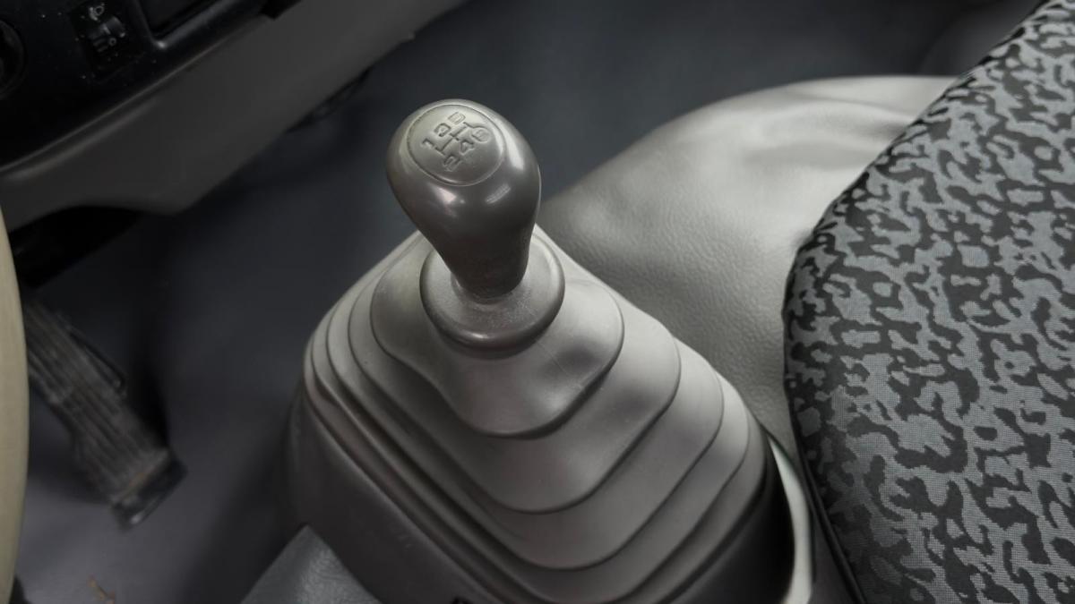 toyota-dyna-2010-diesel-2982cc
