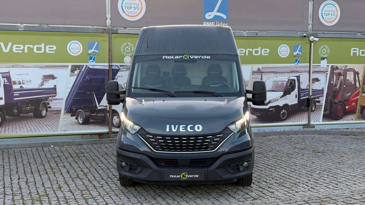 iveco-daily-2022-diesel-2998cc