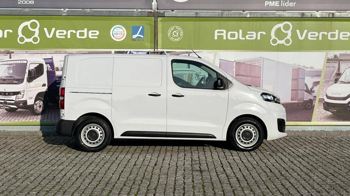 fiat-scudo-2023-diesel-1499cc