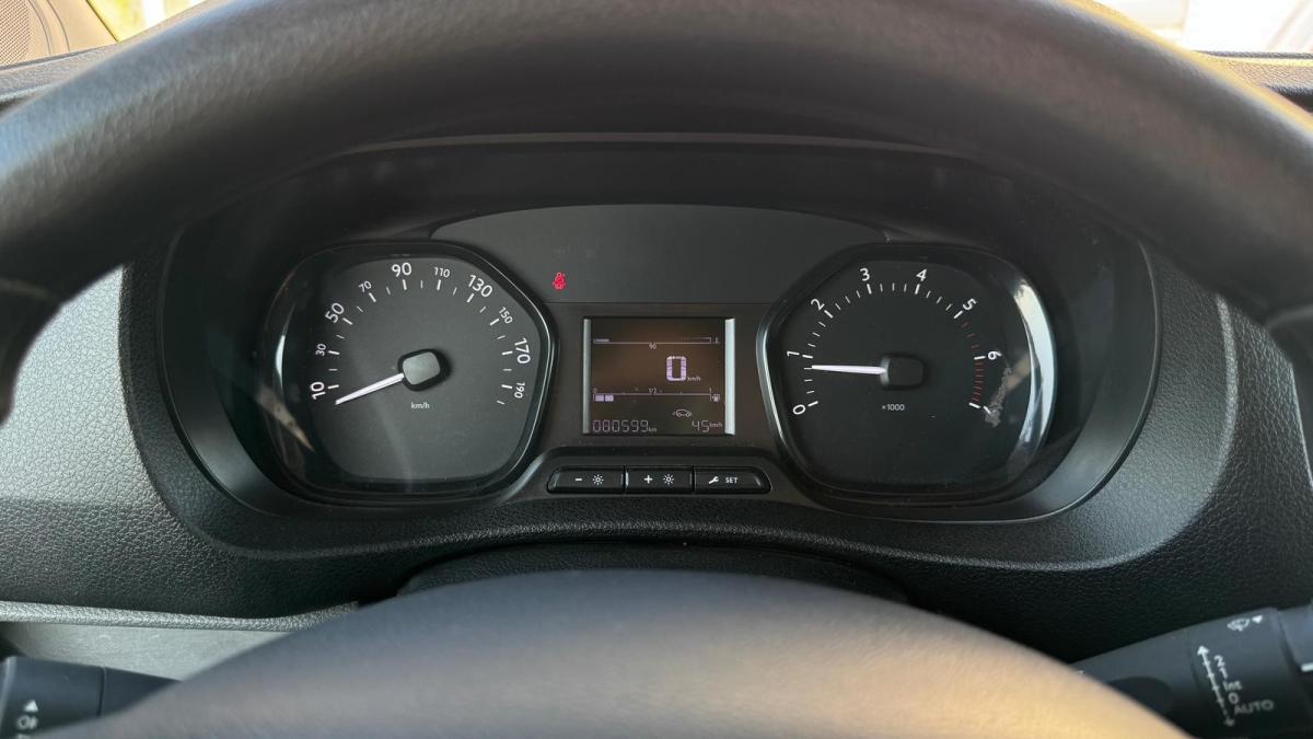 fiat-scudo-2023-diesel-1499cc
