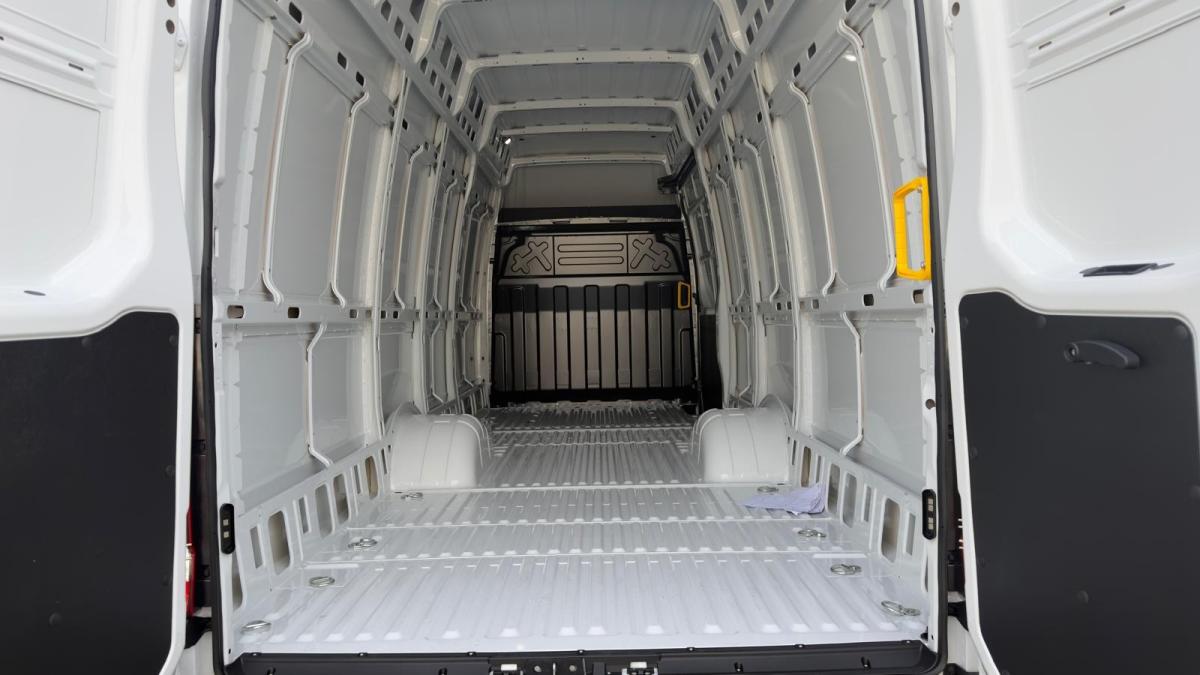 iveco-daily-2026-diesel-2998cc