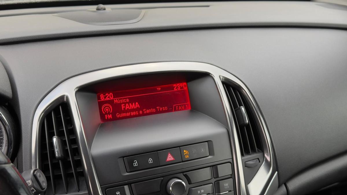 opel-astra-2010-diesel-1686cc