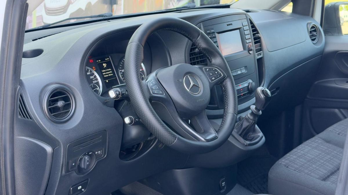 mercedes-benz-vito-2017-diesel-1598cc
