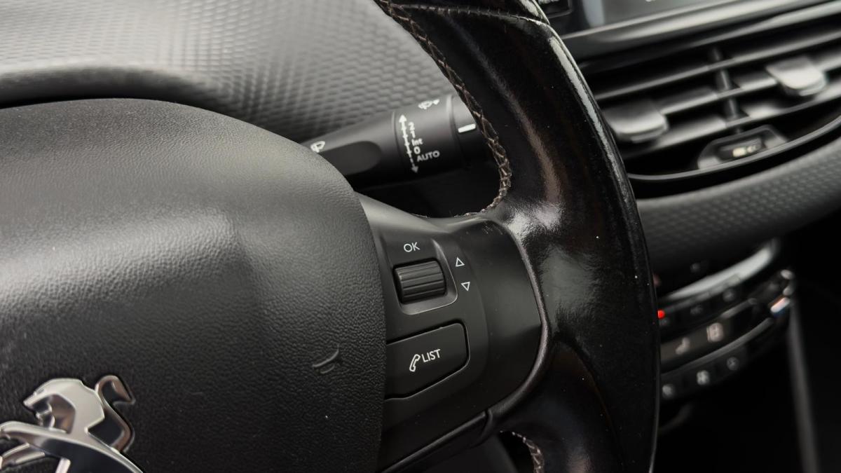 peugeot-2008-2017-diesel-1560cc
