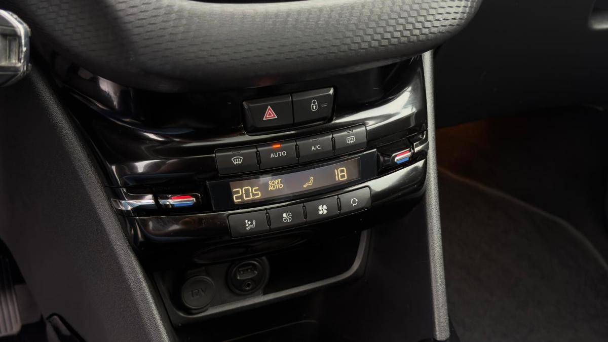 peugeot-2008-2017-diesel-1560cc