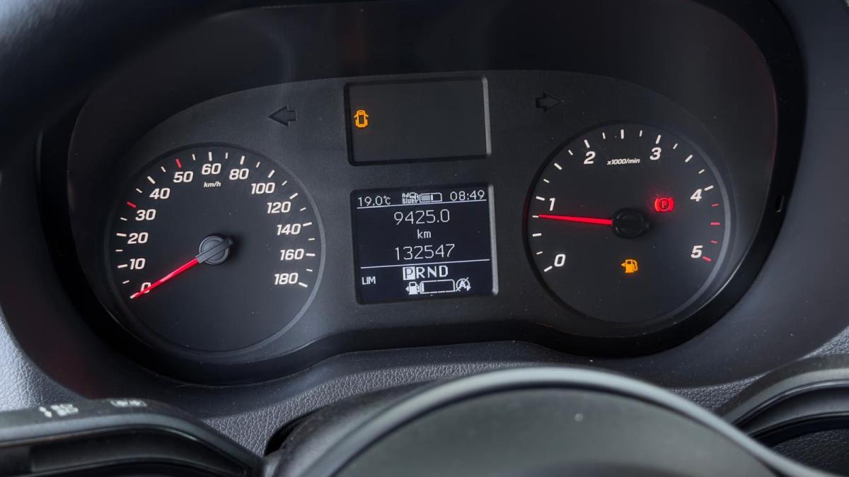 mercedes-benz-sprinter-2023-diesel-1950cc