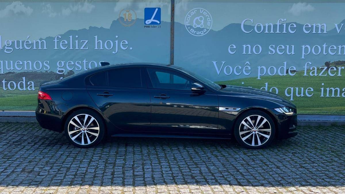 jaguar-xe-2017-diesel-1999cc