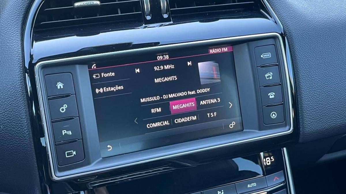 jaguar-xe-2017-diesel-1999cc