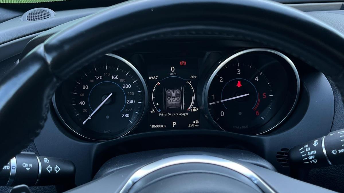 jaguar-xe-2017-diesel-1999cc