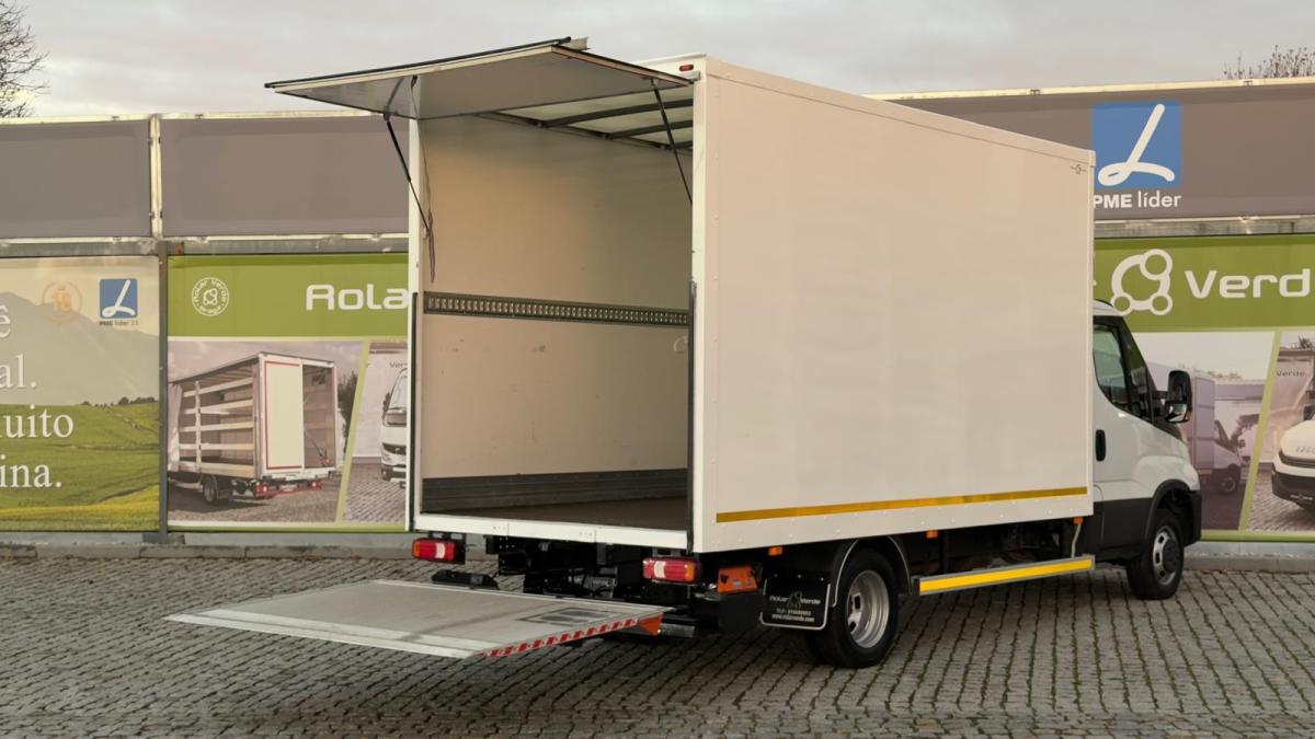 iveco-daily-2022-diesel-2998cc