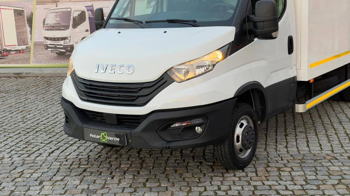 iveco-daily-2022-diesel-2998cc