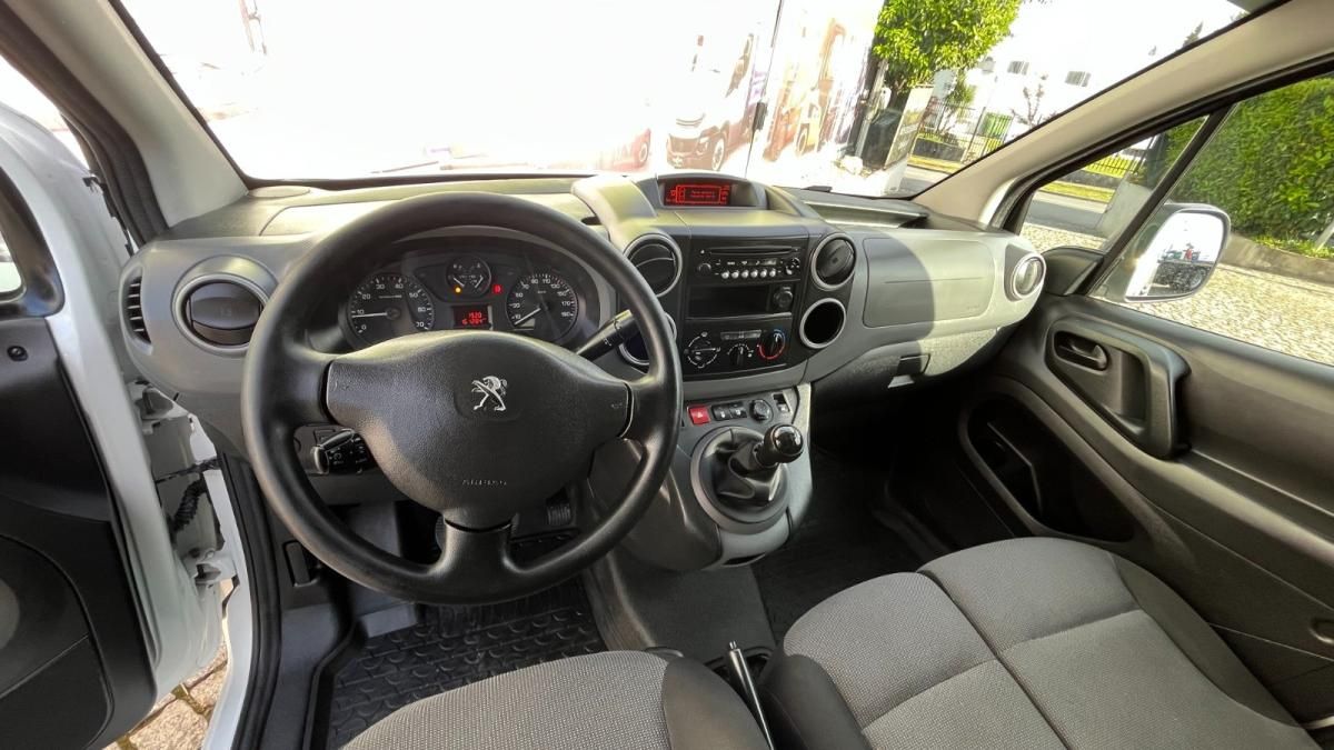 peugeot-partner-2017-diesel-1560cc