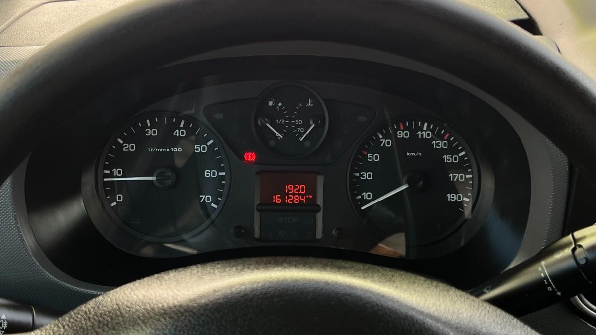 peugeot-partner-2017-diesel-1560cc