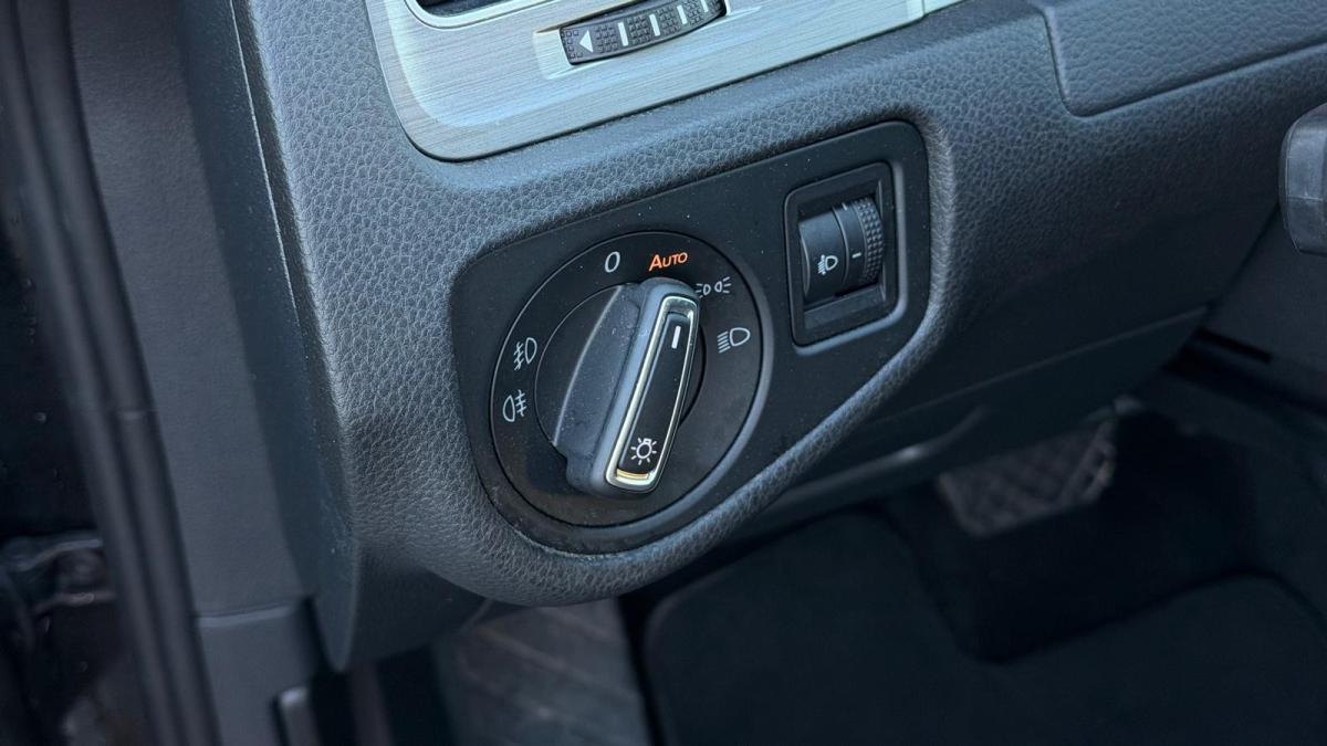 volkswagen-golf-2017-diesel-1598cc