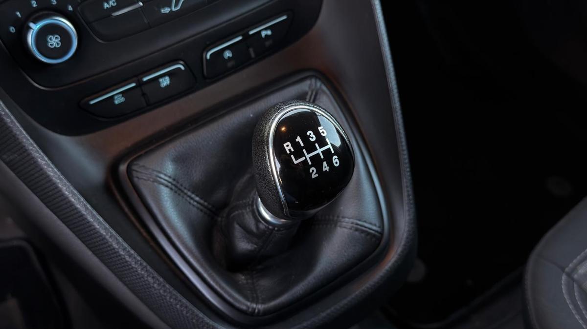 ford-transit-connect-2019-diesel-1499cc