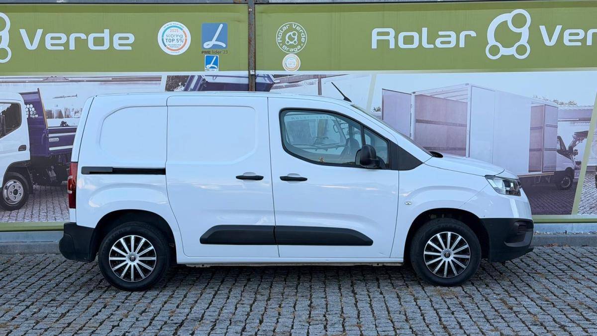 toyota-proace-2022-diesel-1499cc