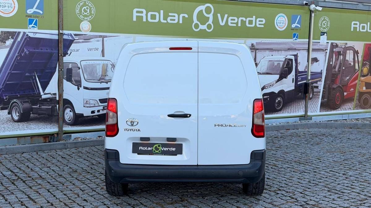 toyota-proace-2022-diesel-1499cc