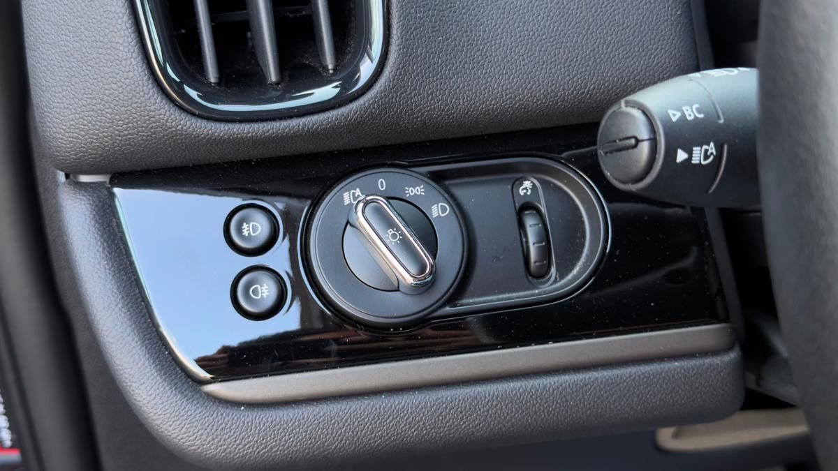 mini-countryman-2022-hibrido-a-gasolina-1499cc