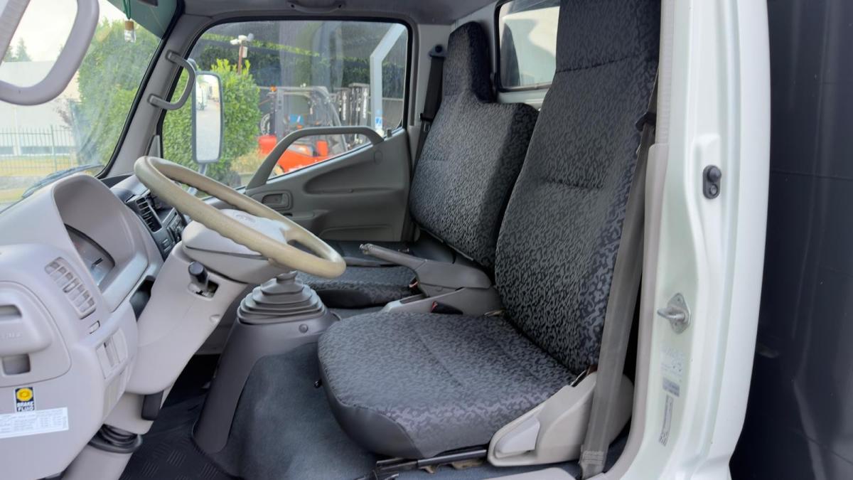 toyota-dyna-2003-diesel-2494cc
