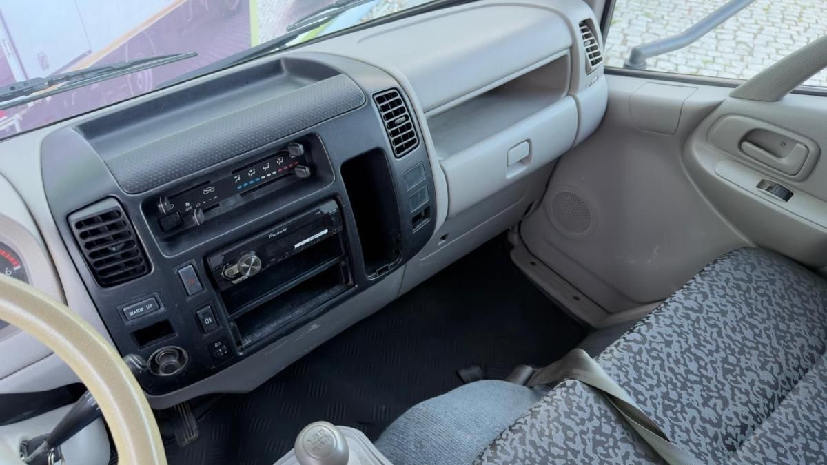 toyota-dyna-2003-diesel-2494cc