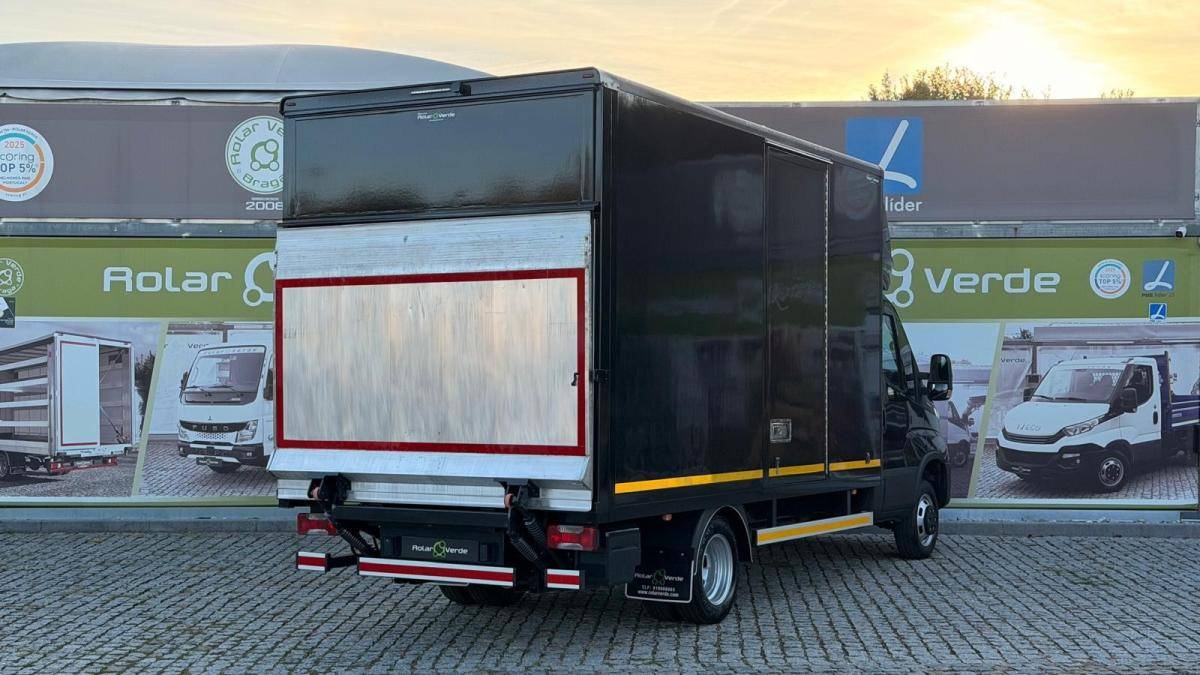 iveco-daily-2021-diesel-2998cc