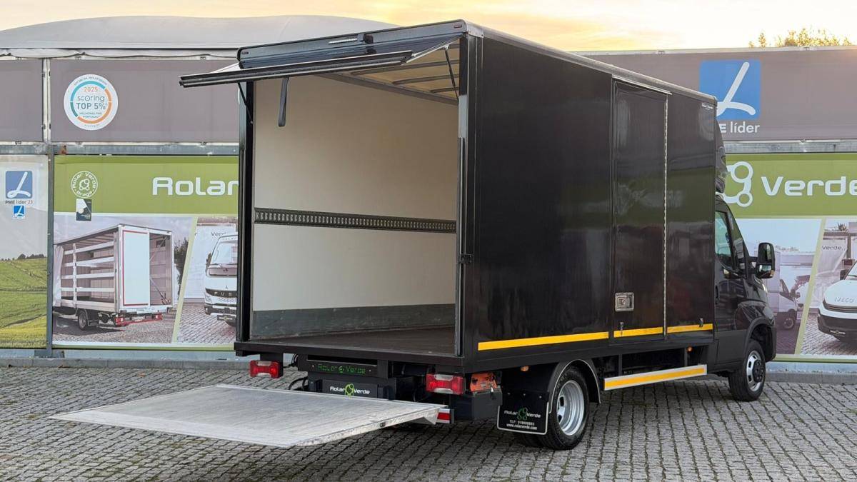 iveco-daily-2021-diesel-2998cc