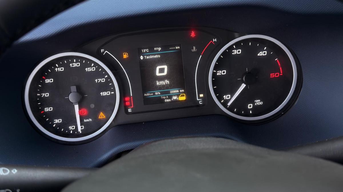 iveco-daily-2021-diesel-2998cc