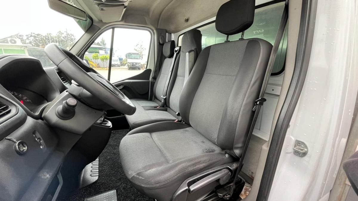 renault-master-2022-diesel-2299cc
