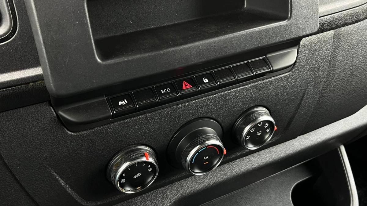 renault-master-2022-diesel-2299cc