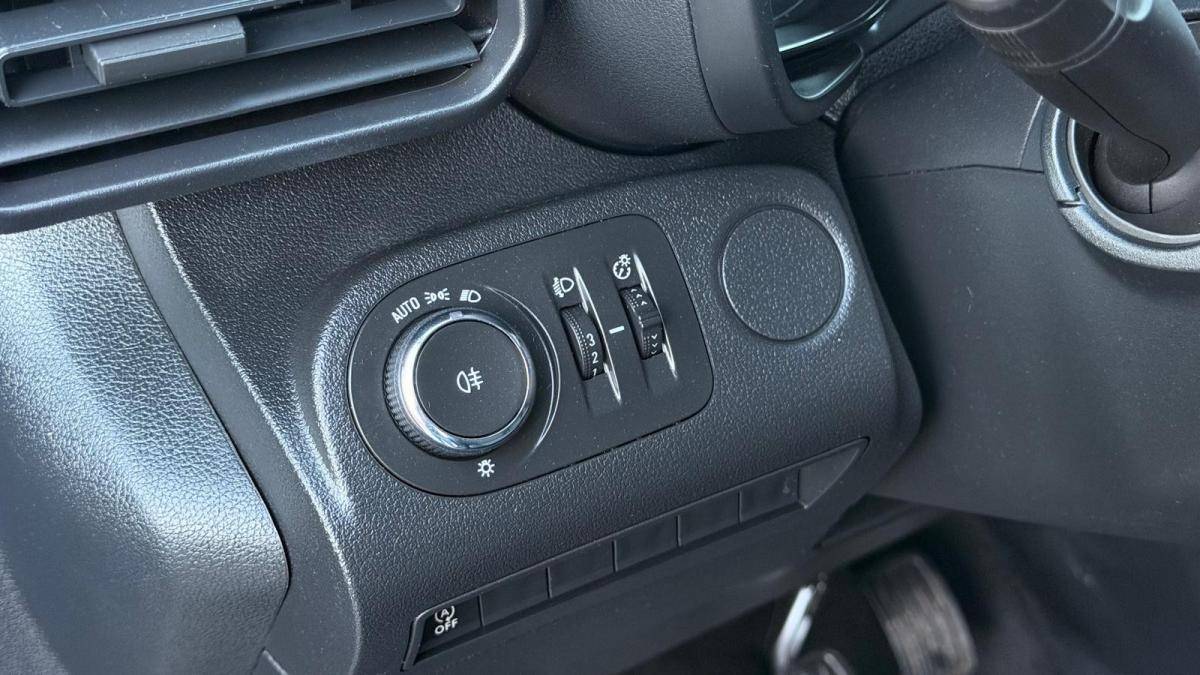 opel-combo-2019-diesel-1499cc