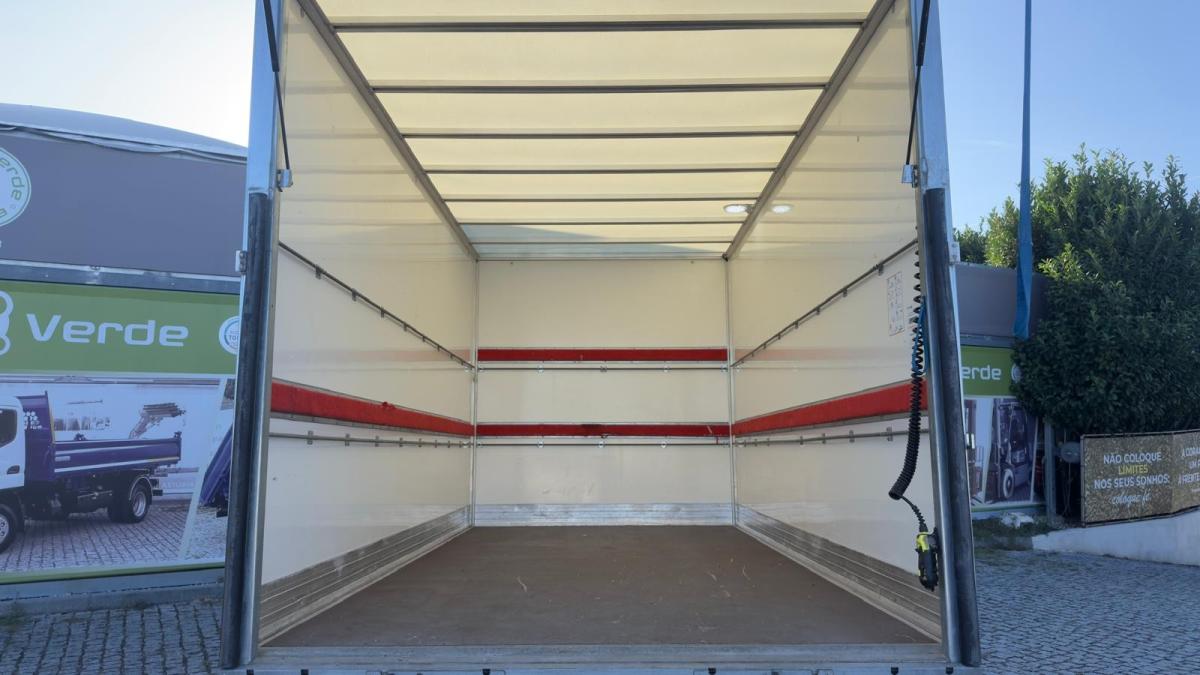 iveco-daily-2023-diesel-2998cc
