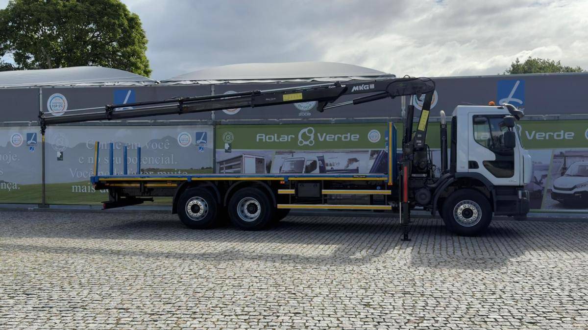 renault-premium-2010-diesel-7146cc
