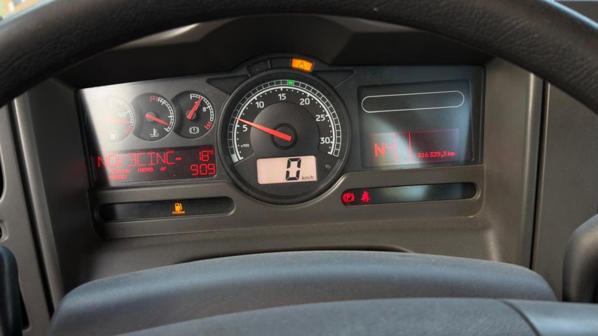renault-premium-2010-diesel-7146cc
