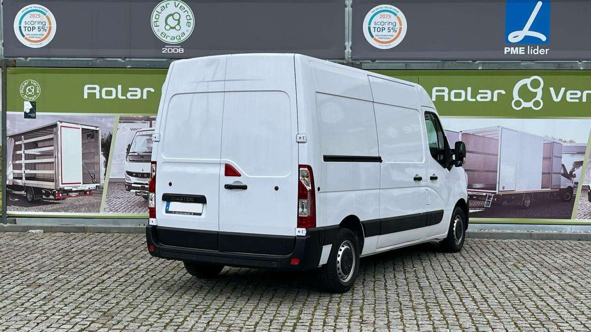 renault-master-2022-diesel-2299cc