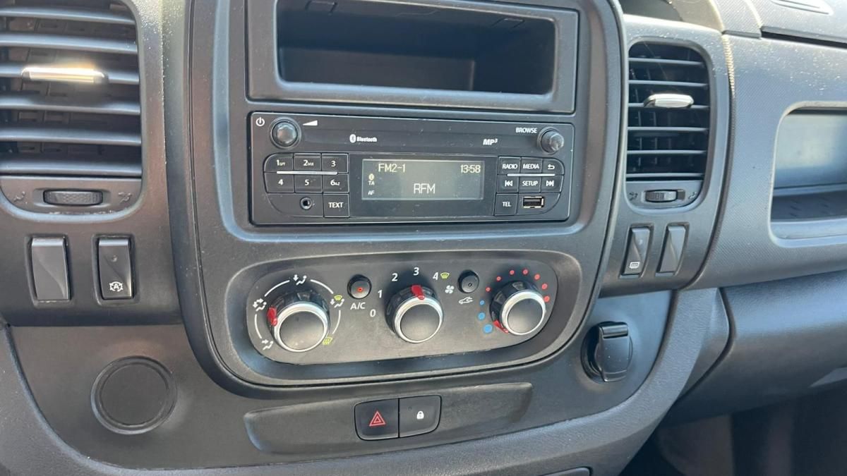 nissan-nv300-2020-diesel-1598cc