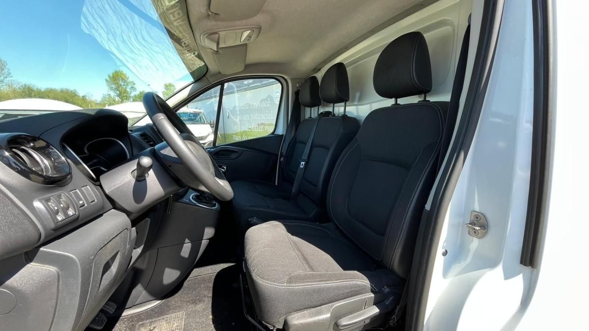 nissan-nv300-2020-diesel-1598cc