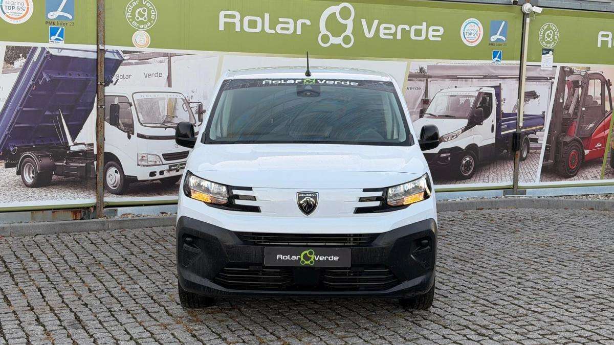 peugeot-partner-2025-diesel-1499cc