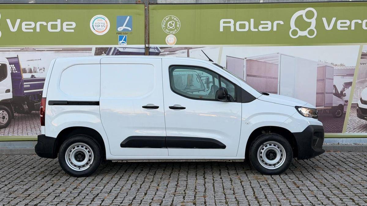 peugeot-partner-2025-diesel-1499cc